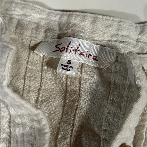 Solitaire Short Sleeve Top - Picture 2 of 9